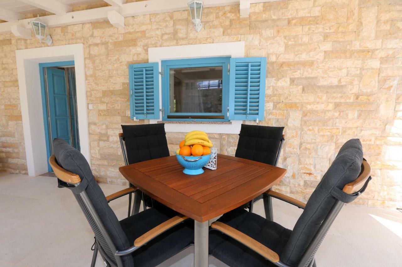 Kuce Za Odmor Brkic Apartment Lozovac Luaran gambar