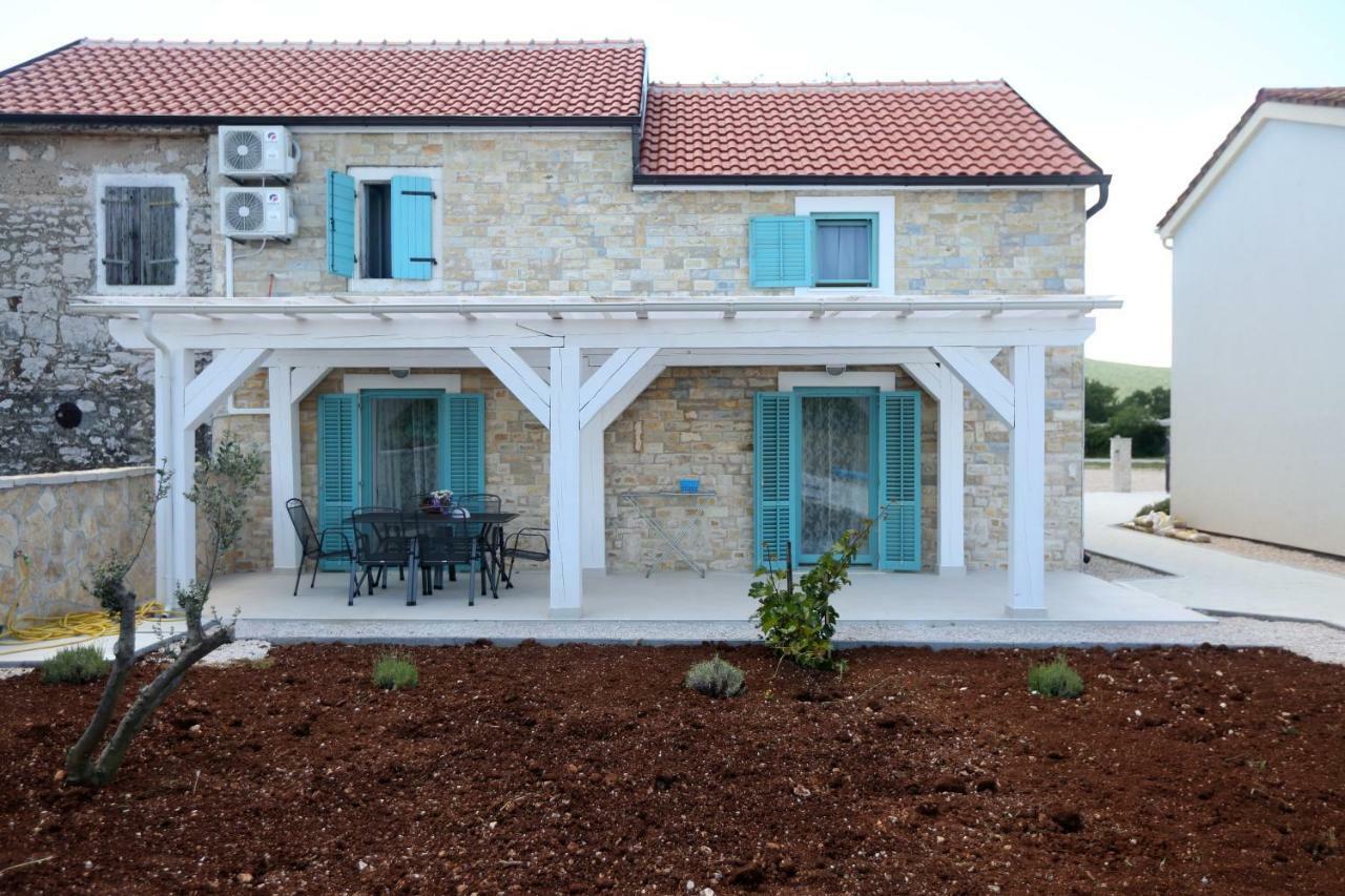 Kuce Za Odmor Brkic Apartment Lozovac Luaran gambar