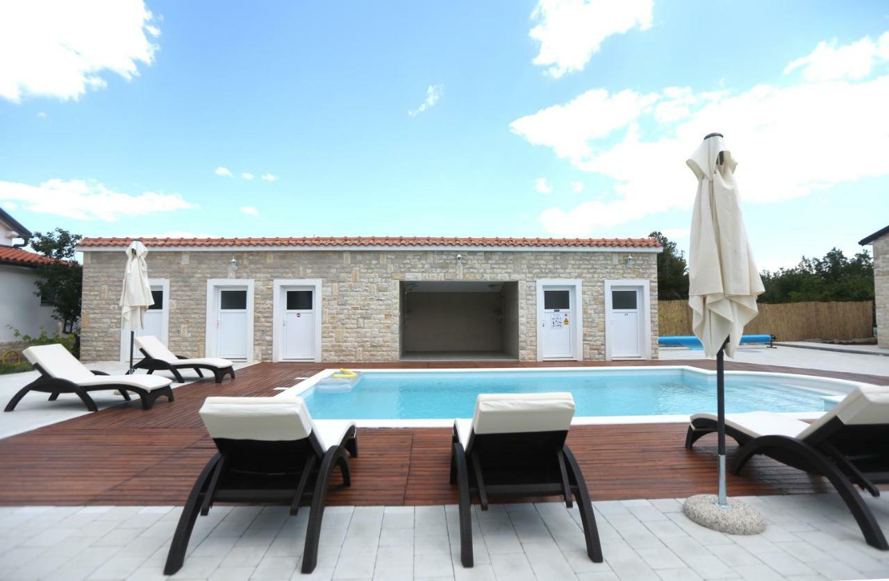 Kuce Za Odmor Brkic Apartment Lozovac Luaran gambar