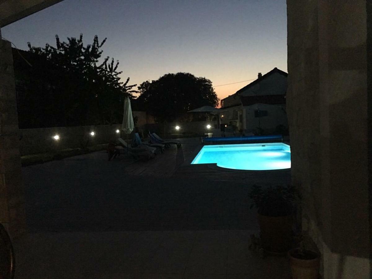 Kuce Za Odmor Brkic Apartment Lozovac Luaran gambar