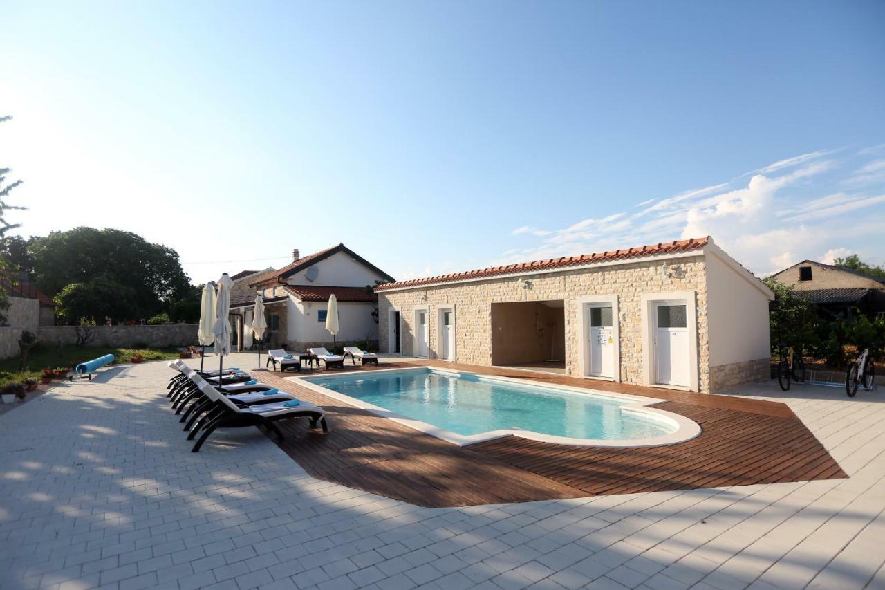 Kuce Za Odmor Brkic Apartment Lozovac Luaran gambar