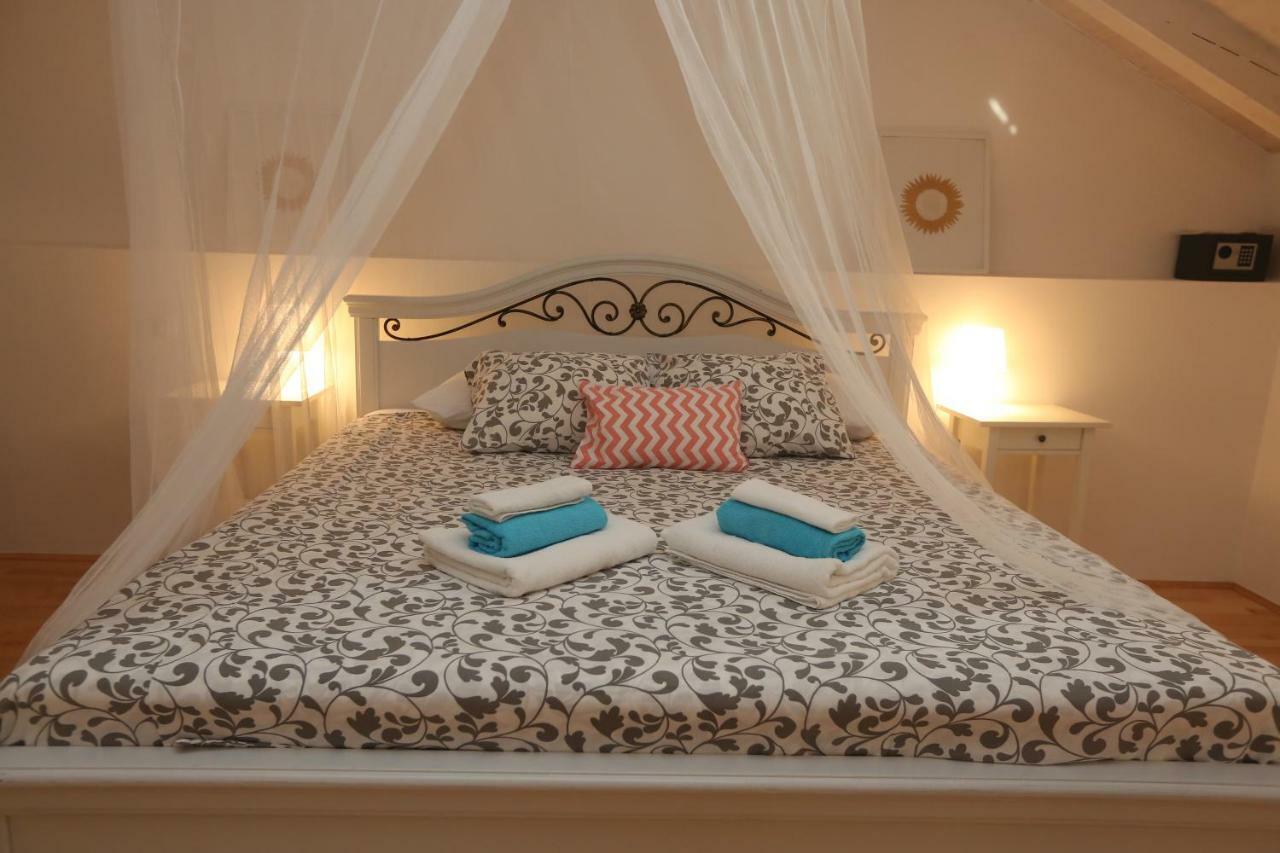 Kuce Za Odmor Brkic Apartment Lozovac Luaran gambar